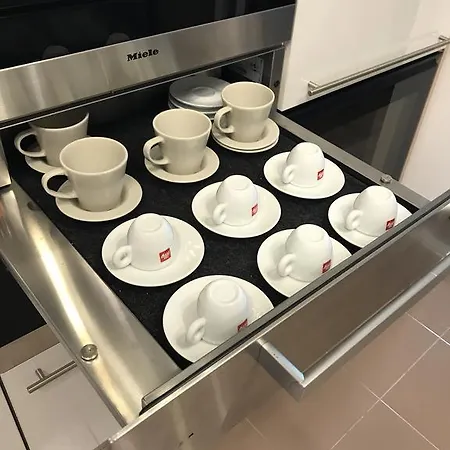 Апартаменти Apartament Casa Jasmine Брашов